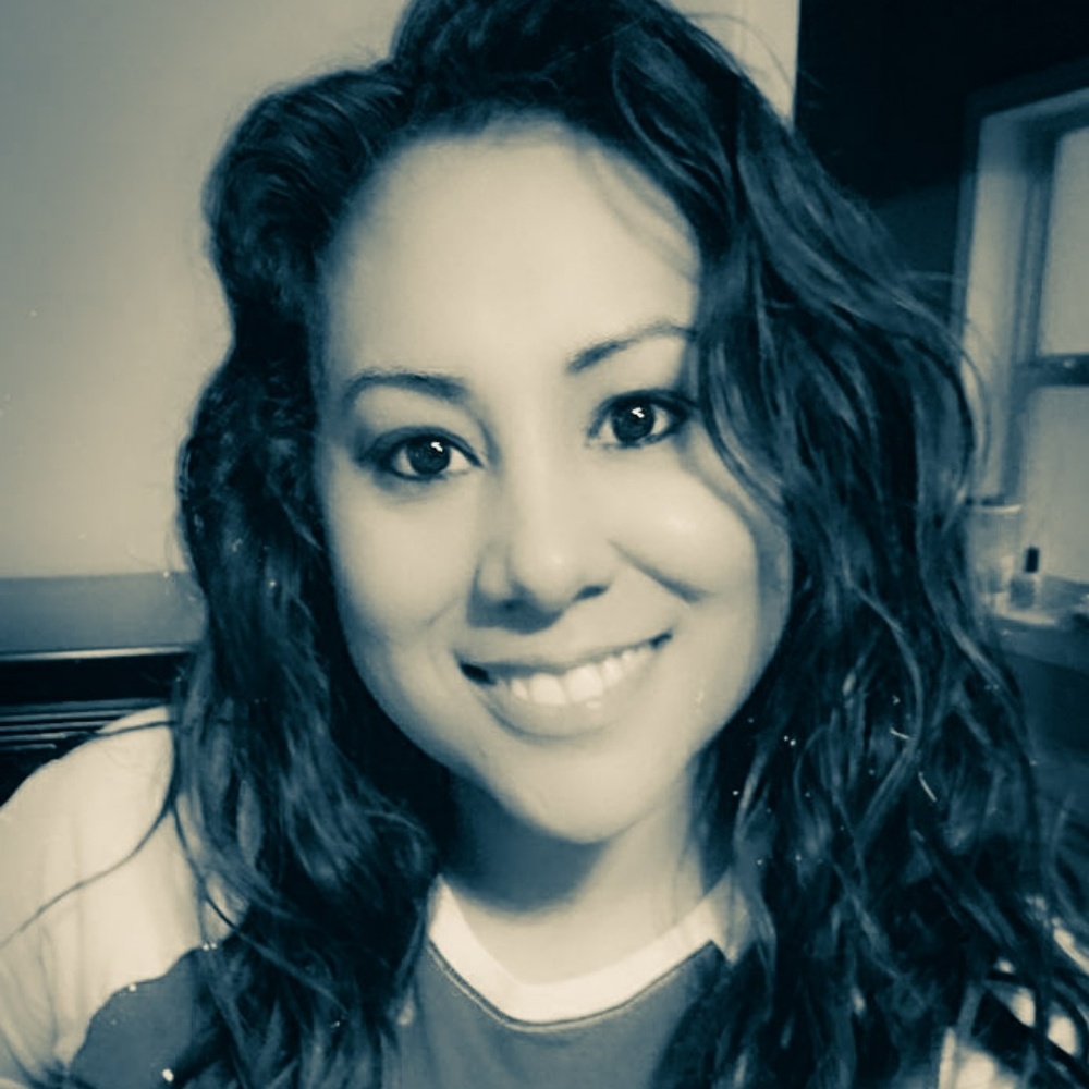 Meet your Posher, Mica